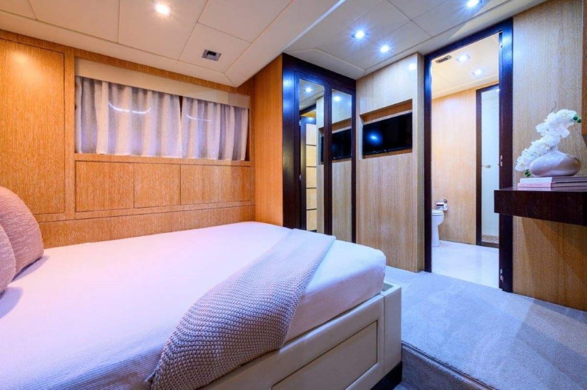Mangusta 80 Sportsyacht photo 15
