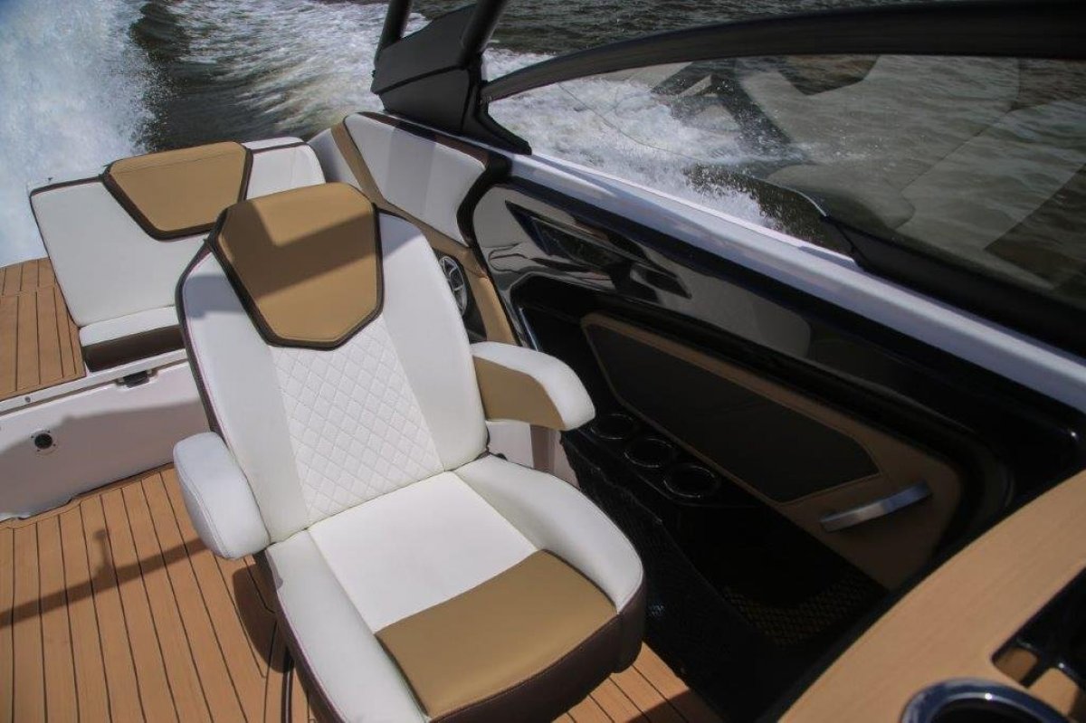 Yamaha Jet Boat 252S photo 24