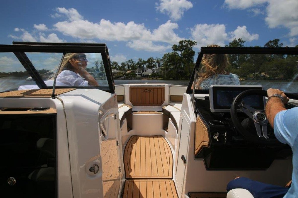 Yamaha Jet Boat 252S photo 25