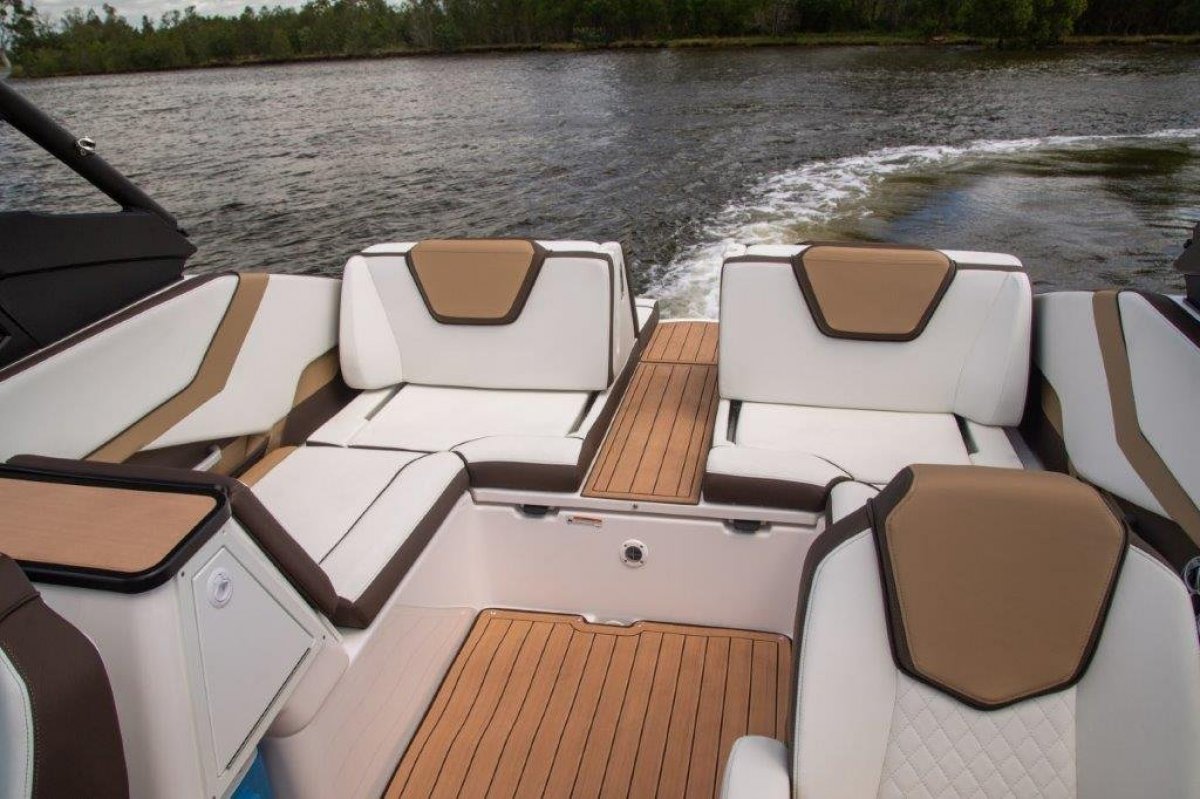 Yamaha Jet Boat 252S photo 31