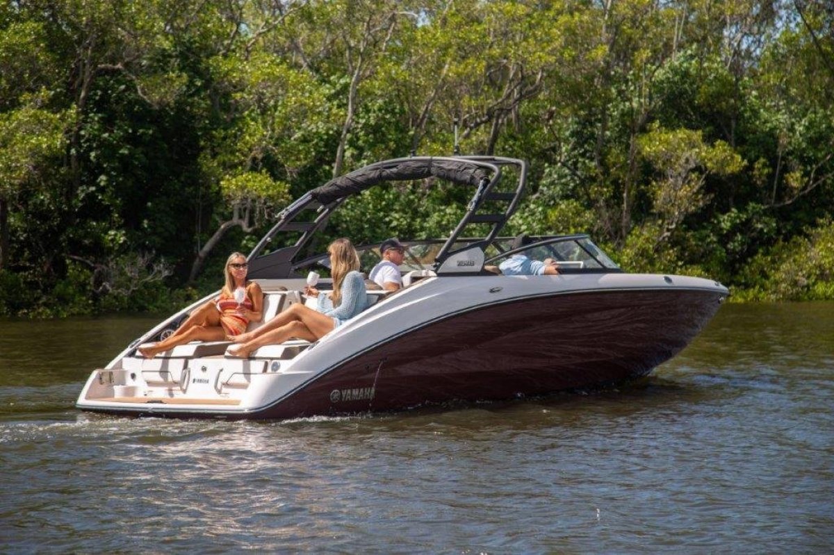 Yamaha Jet Boat 252S photo 5