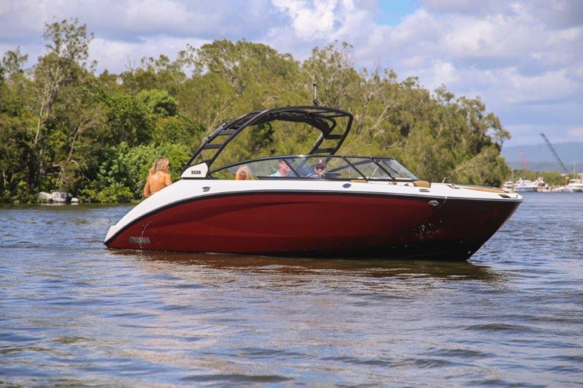 Yamaha Jet Boat 252S photo 9